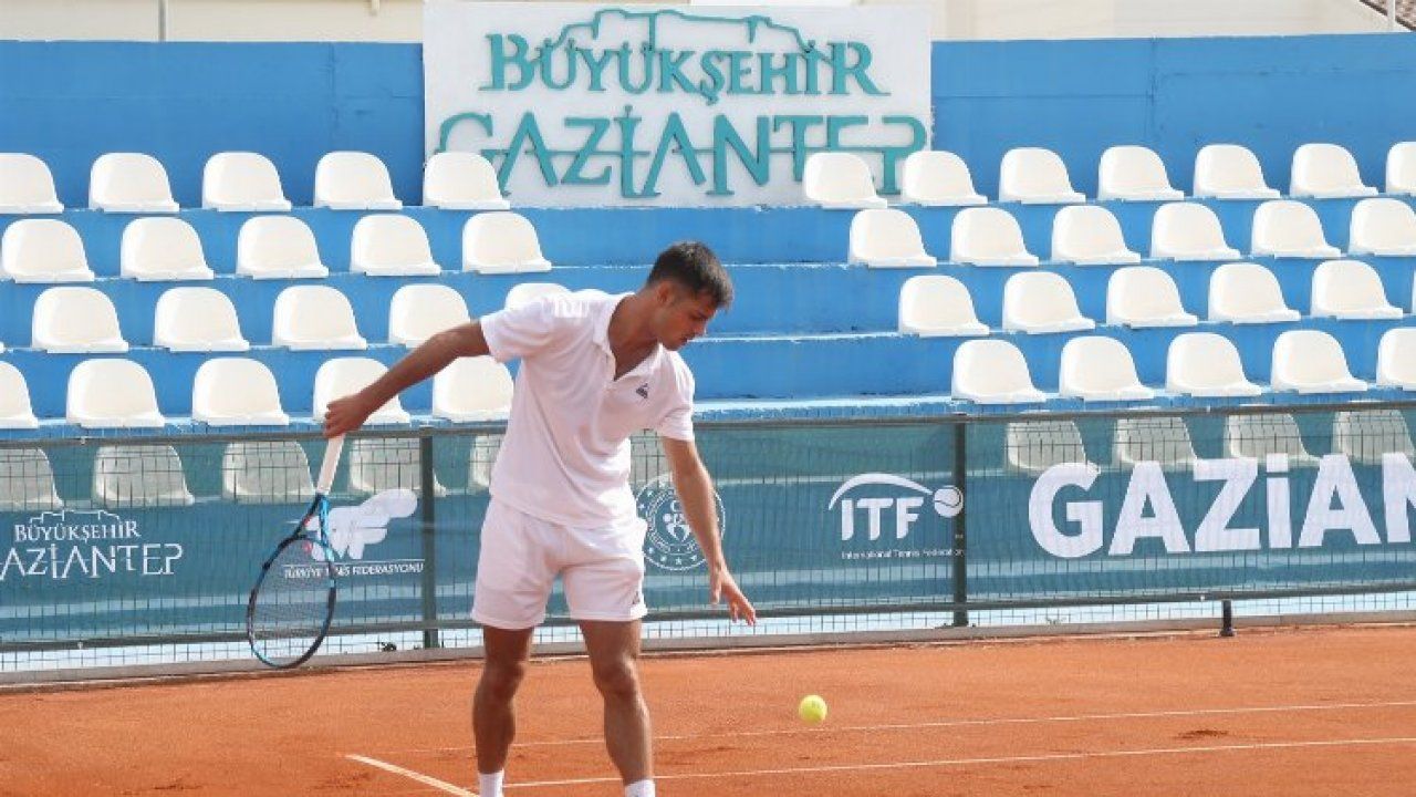 Gaziantep'te 'Cup Tenis' performansları ilgi görüyor