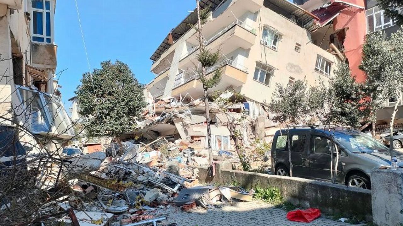 ABD'deki Türkler de bağışlarıyla depremzedelerin yanında