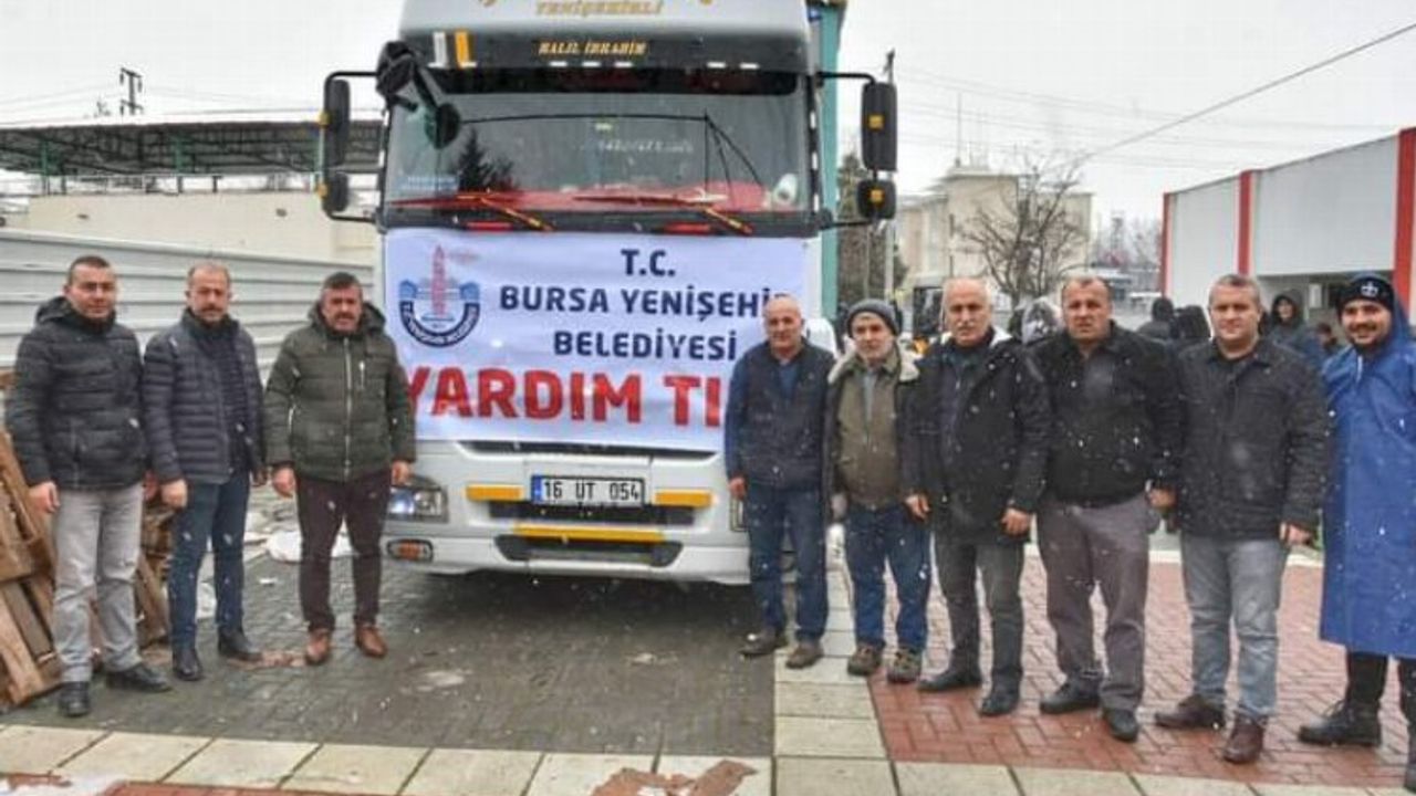 Bursa Yenişehir'den 18 tır dolusu yardım
