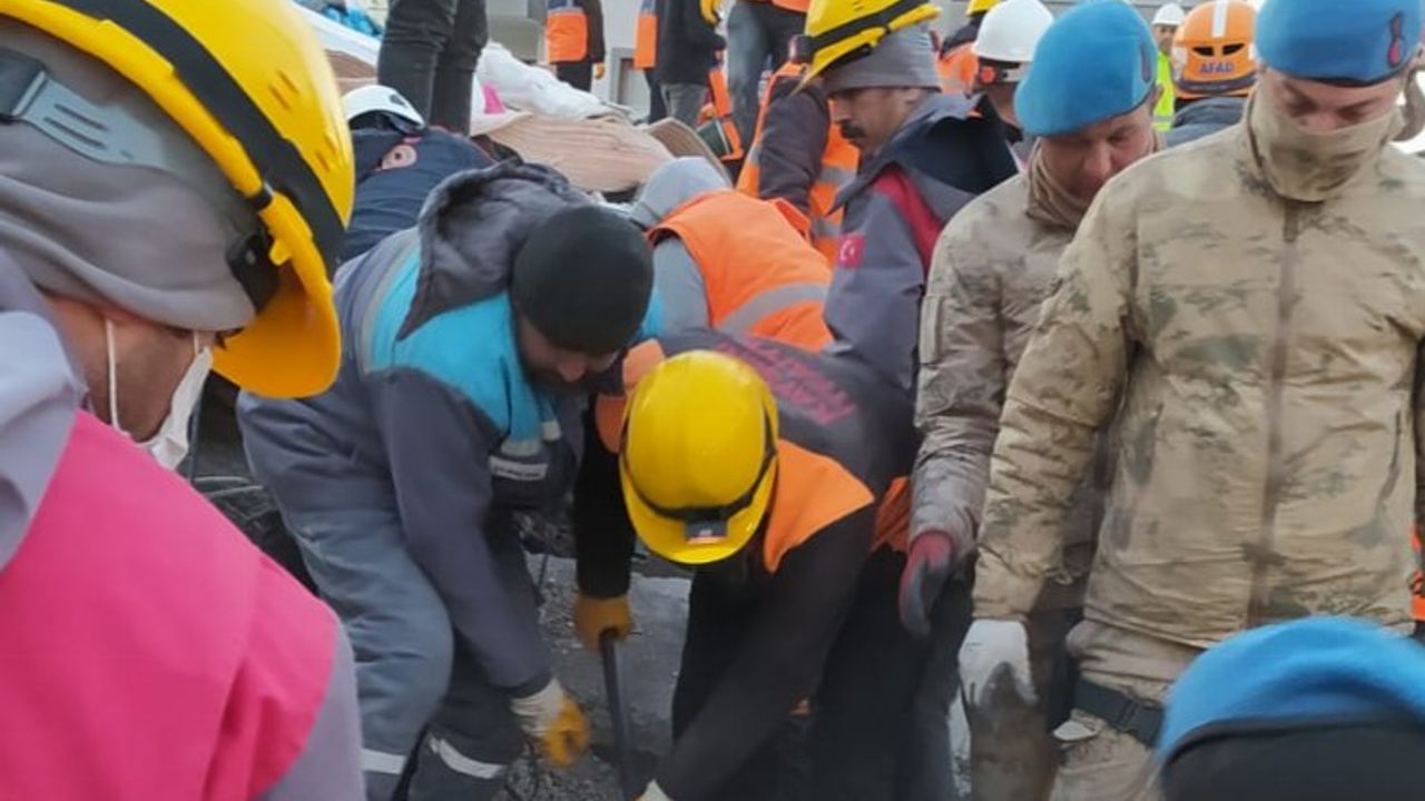 Osmaniye'de yaraları Kayseri Büyükşehir sarıyor
