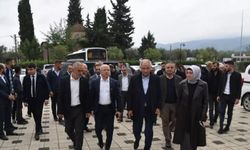 Bursa'da AK Parti ilçe çalışmalarını masaya yatırıyor