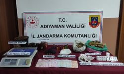 Adıyaman Kahta'da otel odasında uyuşturucu ticaretine gözaltı!