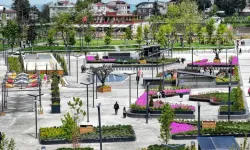Çatalca Cumhuriyet Meydanı ve Millet Bahçesi Hizmete Açıldı