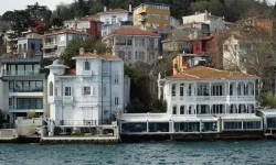 Boğaz'da 200 yıllık Burhanettin Sezerar Yalısı satışa çıktı.