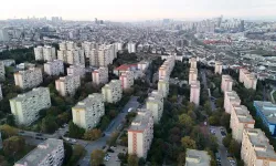 Milyonlarca vatandaşın gündemi sitelerin aidat zamları oldu.