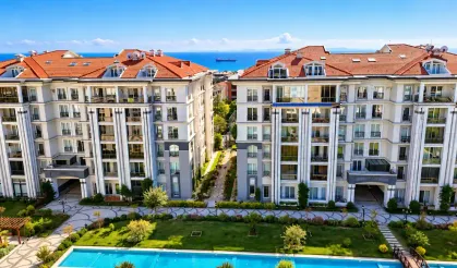 Apartman ve Bina Giriş Kapılarının Açık Bırakılması Güvenlik ve Enerji Kaybına Yol Açıyor