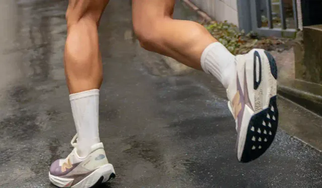 Erkek Koşu Ayakkabısı: Ritmi Taşıyan Parça