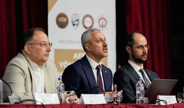 Hatay’da “Krizden Kalkınmaya: Afet Yönetiminde Hatay Modeli ve Gelecek Stratejileri” Paneli Düzenlendi