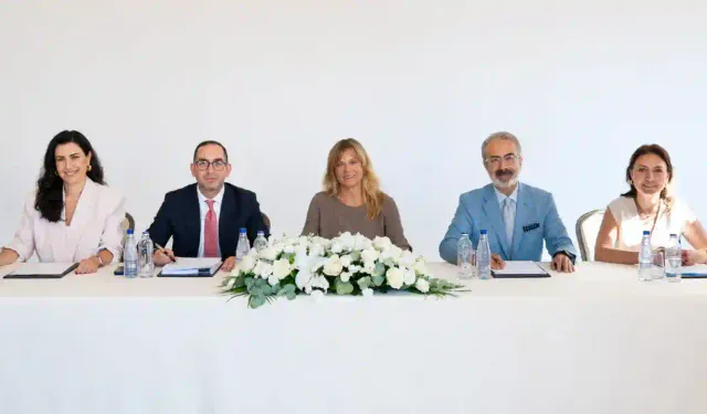 Çeşme'de "Otel Kılıfında Rezidans" Tartışması Büyüyor