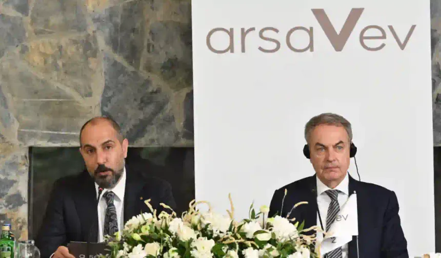Uluslararası Ekonomi Zirvesi’nin  Konusu Konut Krizi oldu