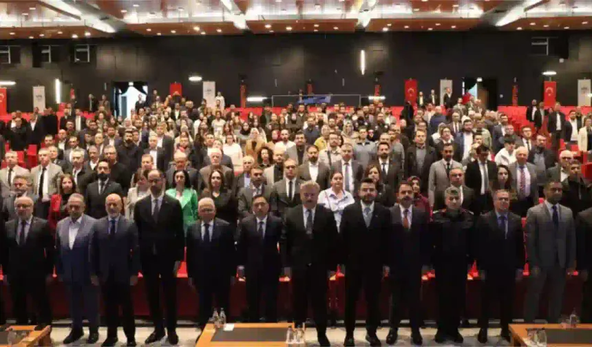 Her yönüyle kentsel dönüşüm zirvesi Kayseri'de Gerçekleşti