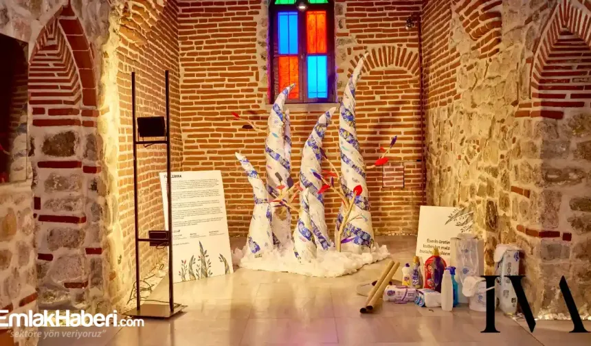 İVA Sanat, Yüzlerce Sanatçı ve Binlerce Eserle Büyüyor