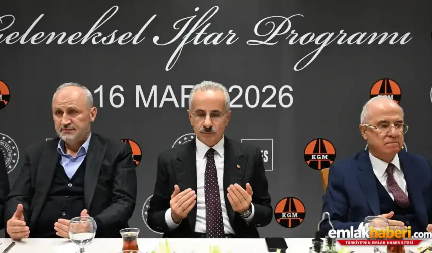 Bakan Abdulkadir Uraloğlu, İnşaat Sektörü Temsilcileriyle İftar Sofrasında Buluştu