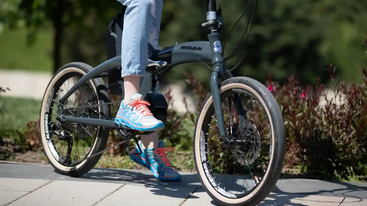 Rahat ulaşımın yeni trendi; Elektrikli bisiklet!1