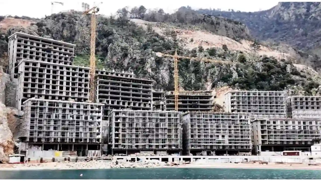 Sinpaş Kaçak Yapıları